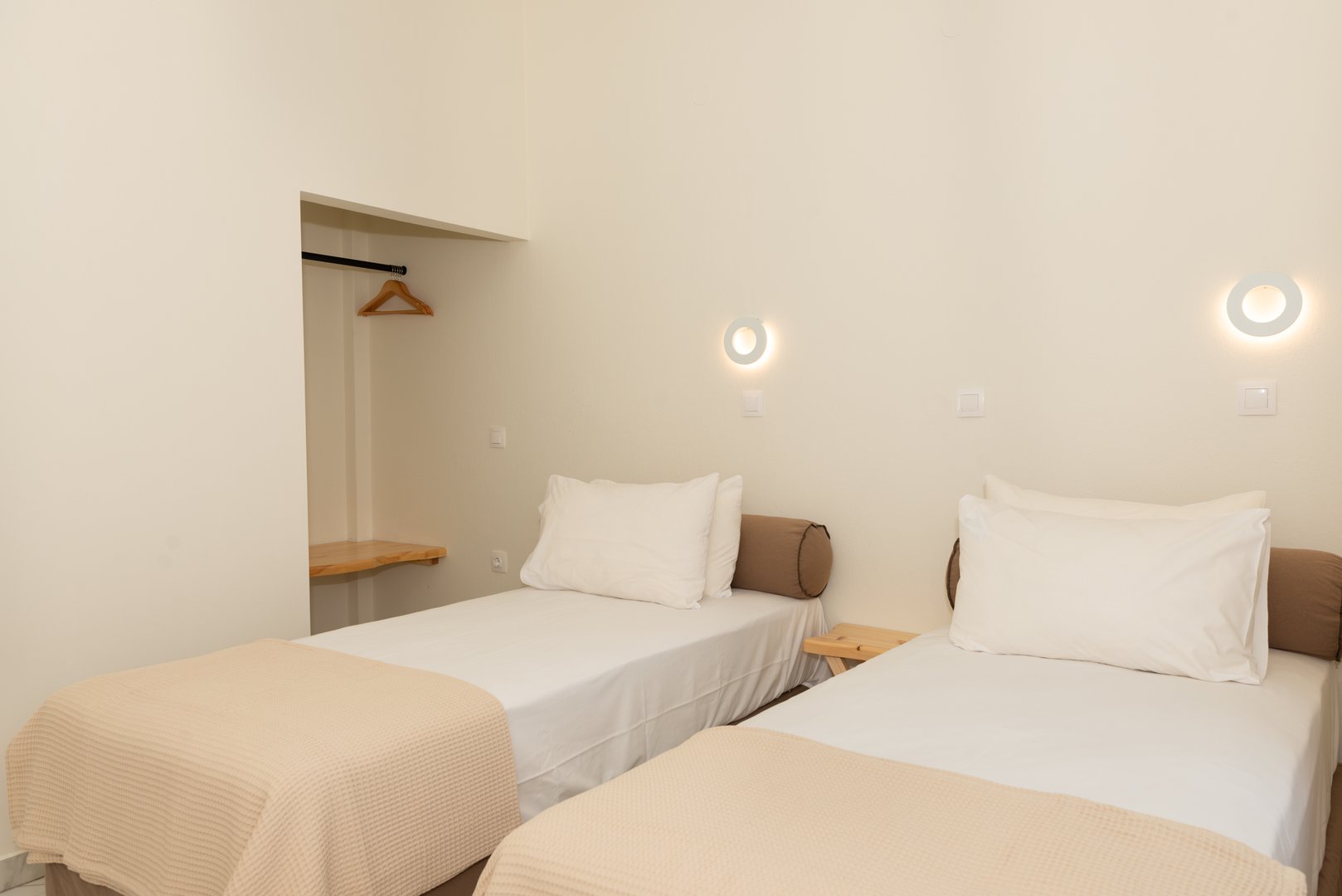 Deluxe Family Suite