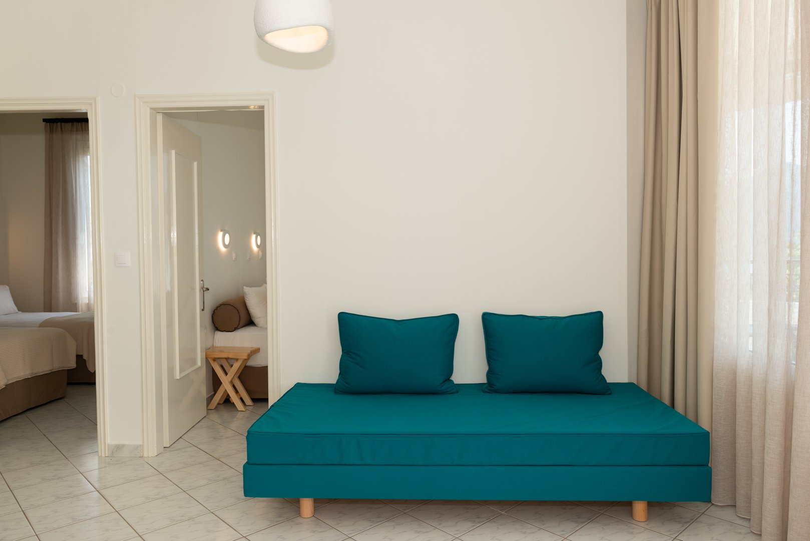 Deluxe Family Suite